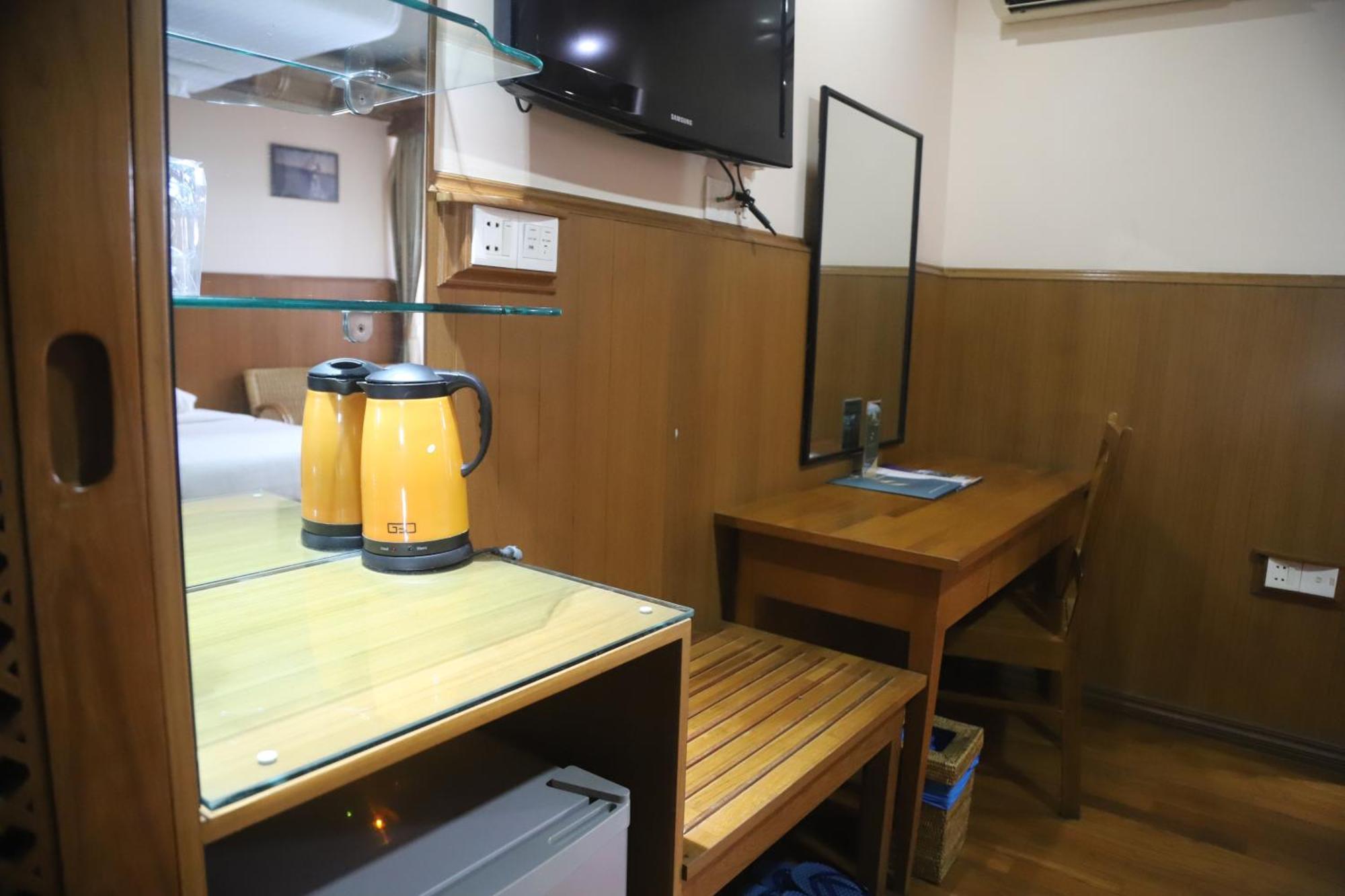 Hotel Sidney Yangon Exterior photo
