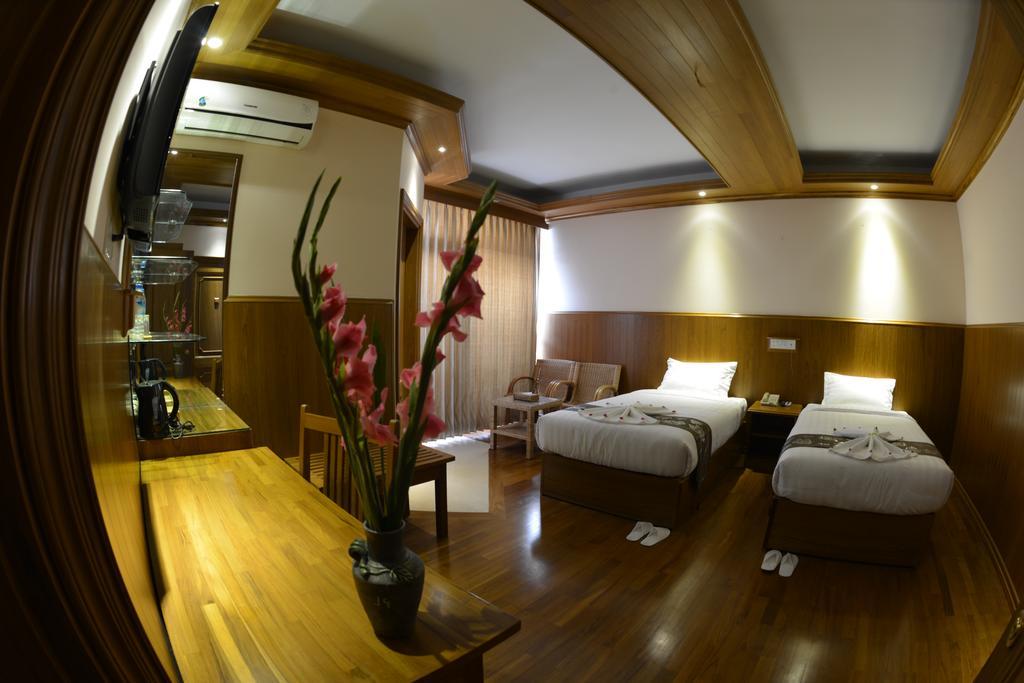 Hotel Sidney Yangon Exterior photo